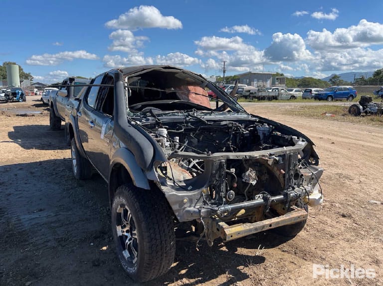 2011 Mitsubishi Triton